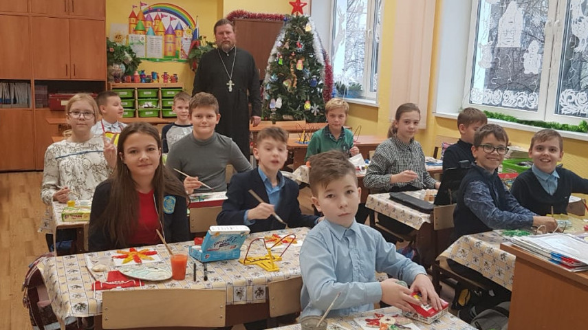 В ГБОУ Школа № 1302 прошла встреча к Рождеству