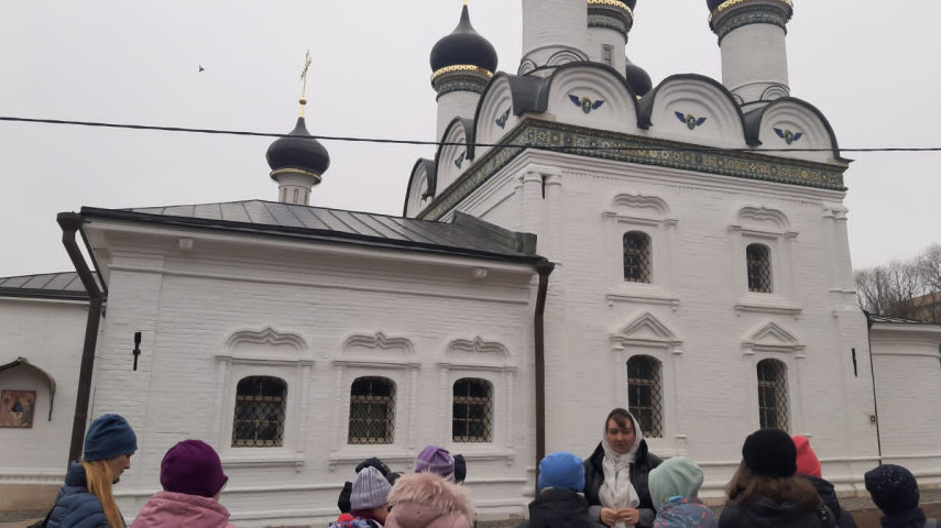 Экскурсия по теме: "История русского изразца и керамических изделий в убранстве храмов".