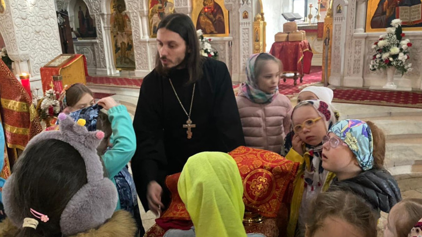 В гости в Храм на Пасхальной звонильной неделе