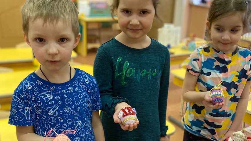 От праздника к празднику.