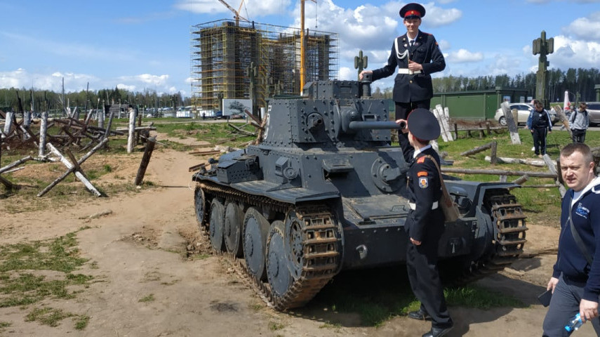 Призовая поездка команды победителей конкурса-викторины «История в ликах Святых»