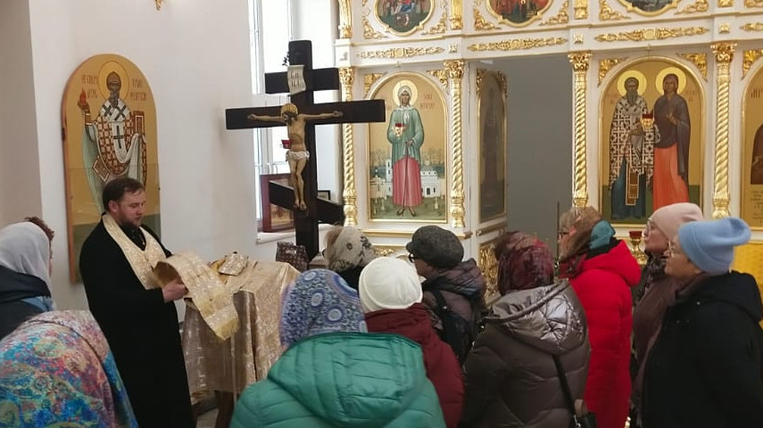 Встреча настоятеля храма сщмч.Ермогена, Патриарха Московского и всея Руси, в Южном Тушино с преподавателями и директором ГБОУ Школа №1286.