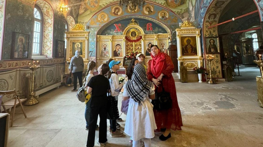 Экскурсия "История и особенности Церкви Покрова в Братцево"