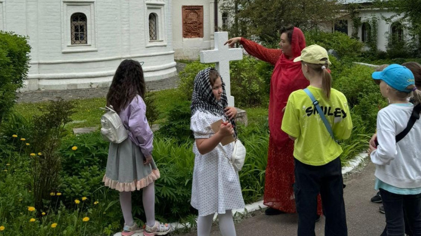 Экскурсия "История и особенности Церкви Покрова в Братцево"