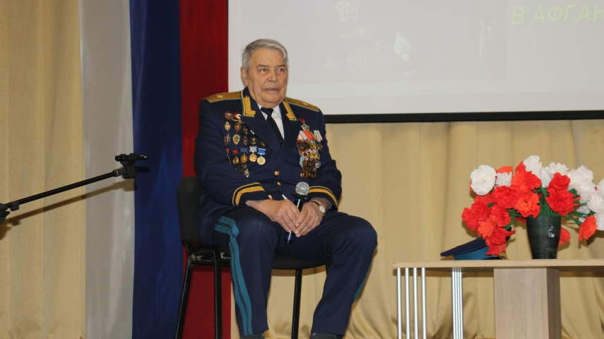 Музейный урок мужества «Живёт герой на улице родной»