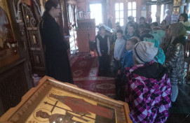 Родители организовали детям экскурсию в храм