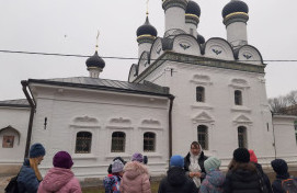 Экскурсия по теме: "История русского изразца и керамических изделий в убранстве храмов".