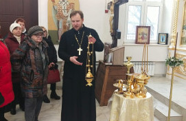 Встреча настоятеля храма сщмч.Ермогена, Патриарха Московского и всея Руси, в Южном Тушино с преподавателями и директором ГБОУ Школа №1286.
