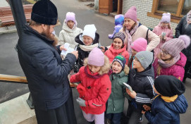 В гостях у батюшки.