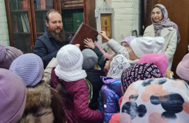 В гостях у батюшки.