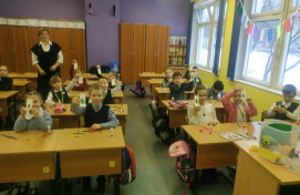 Занятия ко Дню матери