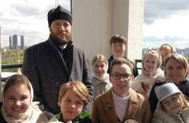 Вручение дипломов и грамот участникам очного тура фестиваля русской духовной поэзии «Вдохновение»