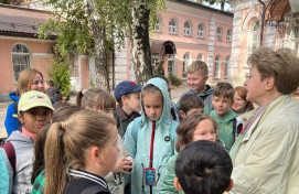 Первая экскурсия нового учебного года в храм Покрова в Покровском-Стрешнево