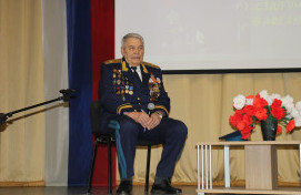 Музейный урок мужества «Живёт герой на улице родной»