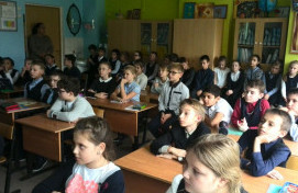 В  школе 827 состоялась встреча с методистом храма Покрова Пресвятой Богородицы в Братцеве